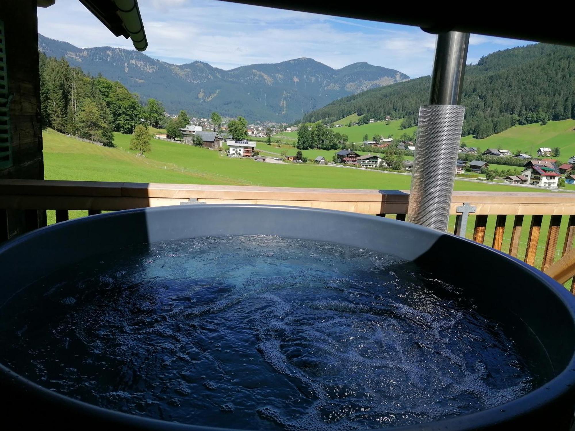Ferienhaus Asterbach Gosau Bagian luar foto